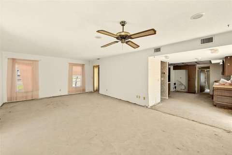 House in Belleair Beach, Florida 3 bedrooms, 181.35 sq.m. № 2148796 - photo 7