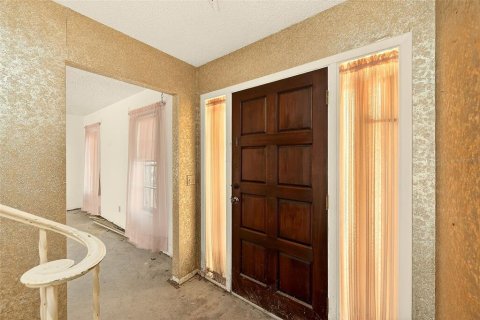 House in Belleair Beach, Florida 3 bedrooms, 181.35 sq.m. № 2148796 - photo 3