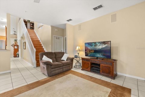Townhouse in Apopka, Florida 3 bedrooms, 194.91 sq.m. № 1843689 - photo 8