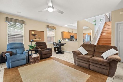 Townhouse in Apopka, Florida 3 bedrooms, 194.91 sq.m. № 1843689 - photo 7