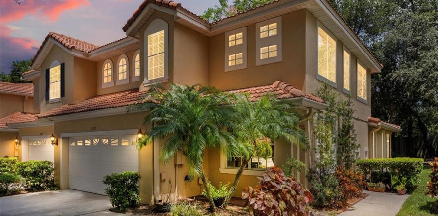 Townhouse in Apopka, Florida 3 bedrooms, 194.91 sq.m. № 1843689