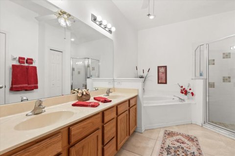 Townhouse in Apopka, Florida 3 bedrooms, 194.91 sq.m. № 1843689 - photo 26