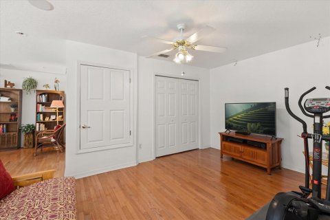 Townhouse in Apopka, Florida 3 bedrooms, 194.91 sq.m. № 1843689 - photo 17