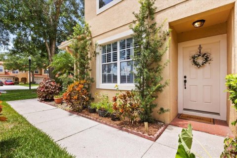 Townhouse in Apopka, Florida 3 bedrooms, 194.91 sq.m. № 1843689 - photo 4