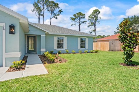 House in Palm Coast, Florida 4 bedrooms, 152.27 sq.m. № 1651038 - photo 5