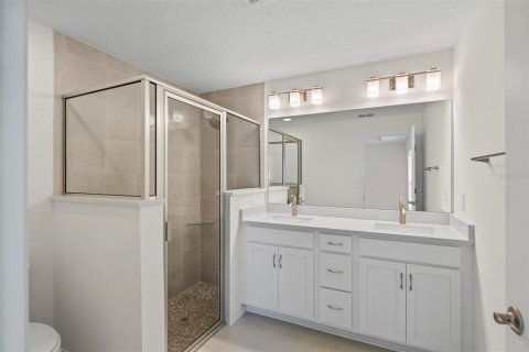 House in Palm Coast, Florida 4 bedrooms, 152.27 sq.m. № 1651038 - photo 16