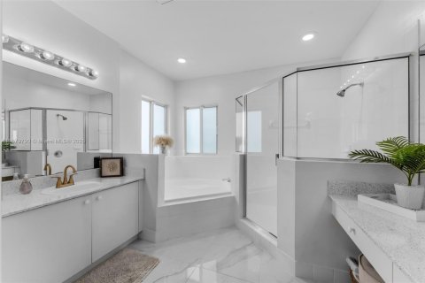 Casa en alquiler en Miami, Florida, 4 dormitorios, 232.26 m2 № 1921294 - foto 20