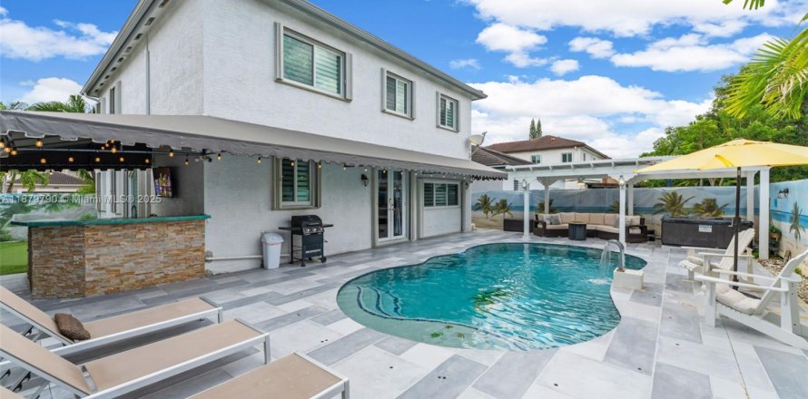 Casa en Miami, Florida 4 dormitorios, 232.26 m2 № 1921294
