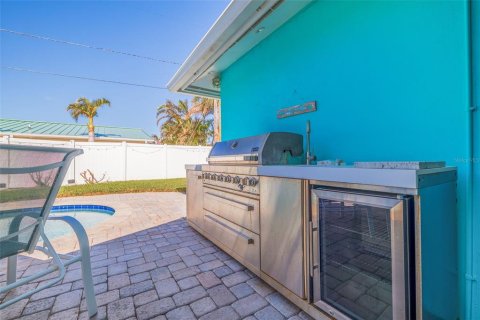 Villa ou maison à vendre à Saint Pete Beach, Floride: 3 chambres, 178.19 m2 № 1782443 - photo 2