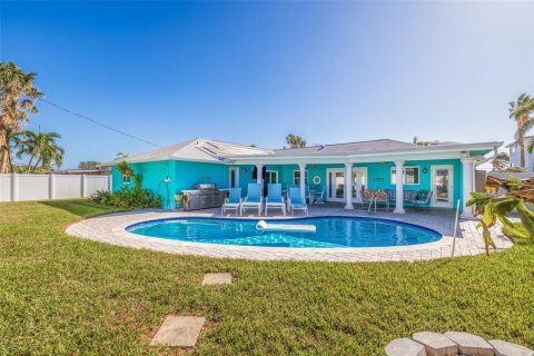 Villa ou maison à vendre à Saint Pete Beach, Floride: 3 chambres, 178.19 m2 № 1782443 - photo 8