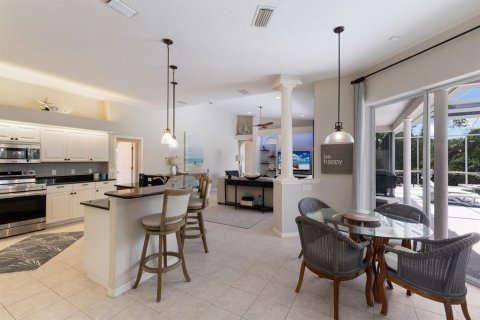 Villa ou maison à vendre à Bradenton, Floride: 3 chambres, 248.89 m2 № 1798460 - photo 9