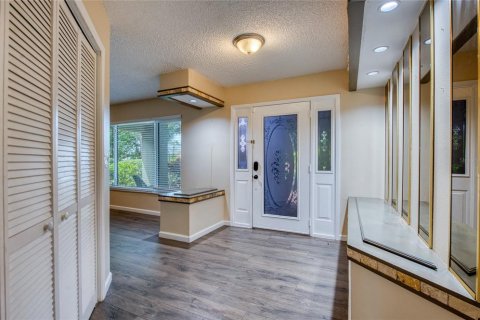 House in Palm Harbor, Florida 3 bedrooms, 176.14 sq.m. № 2378007 - photo 7