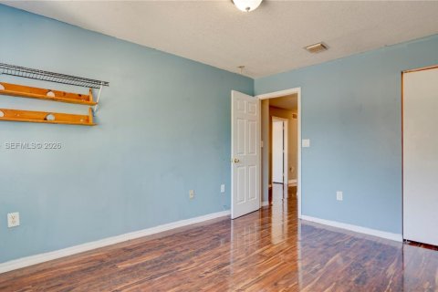 Touwnhouse à vendre à Margate, Floride: 4 chambres, 188.03 m2 № 2005247 - photo 20