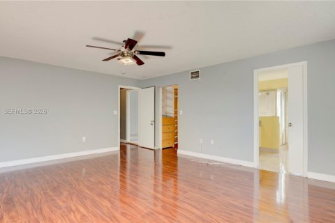 Touwnhouse à vendre à Margate, Floride: 4 chambres, 188.03 m2 № 2005247 - photo 28