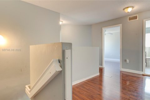 Touwnhouse à vendre à Margate, Floride: 4 chambres, 188.03 m2 № 2005247 - photo 18