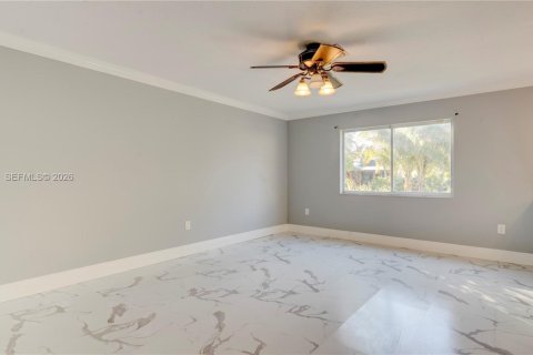 Touwnhouse à vendre à Margate, Floride: 4 chambres, 188.03 m2 № 2005247 - photo 2