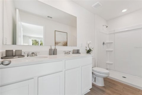 Townhouse in New Smyrna Beach, Florida 3 bedrooms, 135.92 sq.m. № 2204918 - photo 26