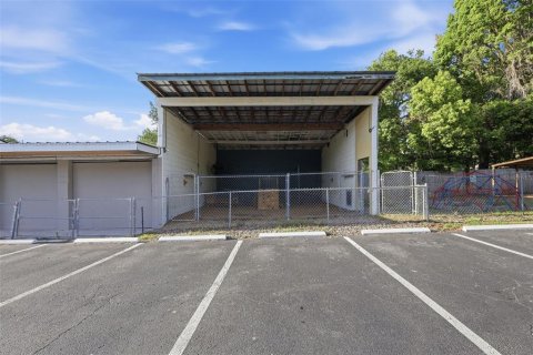 Immobilier commercial à louer à Orange City, Floride: 536.42 m2 № 2099527 - photo 11