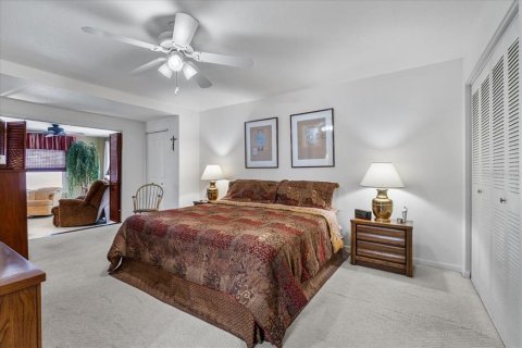 House in Winter Haven, Florida 3 bedrooms, 152.27 sq.m. № 1847849 - photo 20