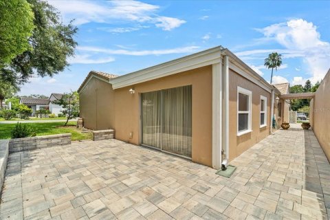 House in Winter Haven, Florida 3 bedrooms, 152.27 sq.m. № 1847849 - photo 3