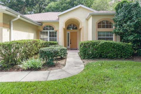 Casa en Dunnellon, Florida 3 dormitorios, 155.61 m2 № 2319069