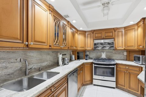 Copropriété à vendre à Hallandale Beach, Floride: 2 chambres, 115.94 m2 № 2089510 - photo 11