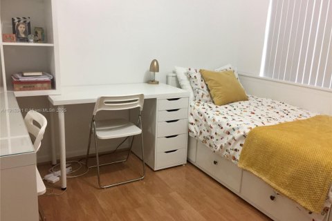 Touwnhouse à louer à Miami, Floride: 3 chambres, 114.46 m2 № 1970609 - photo 30