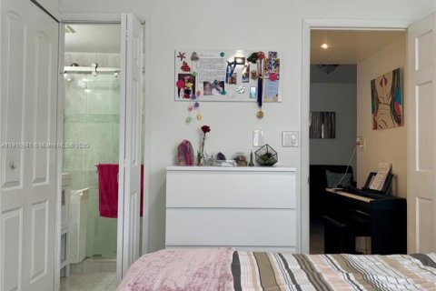 Touwnhouse à louer à Miami, Floride: 3 chambres, 114.46 m2 № 1970609 - photo 28