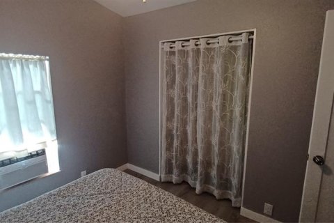 Apartamento en alquiler en Arcadia, Florida, 2 dormitorios, 55.74 m2 № 1912301 - foto 15