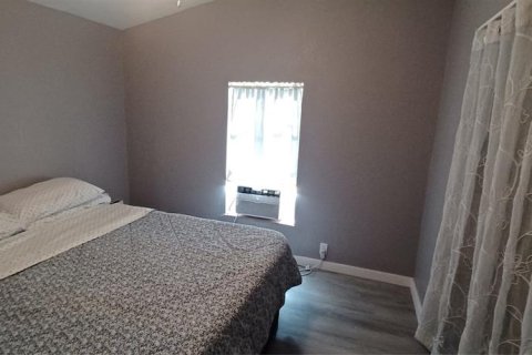 Apartamento en alquiler en Arcadia, Florida, 2 dormitorios, 55.74 m2 № 1912301 - foto 16
