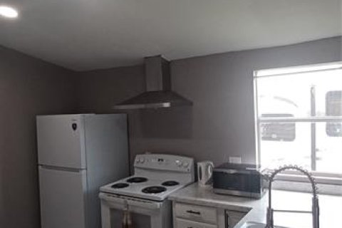 Apartamento en alquiler en Arcadia, Florida, 2 dormitorios, 55.74 m2 № 1912301 - foto 22