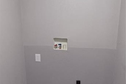 Apartamento en alquiler en Arcadia, Florida, 2 dormitorios, 55.74 m2 № 1912301 - foto 11