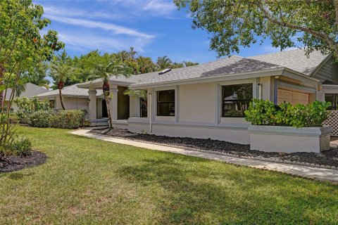House in Wellington, Florida 4 bedrooms, 263.29 sq.m. № 1892906 - photo 6