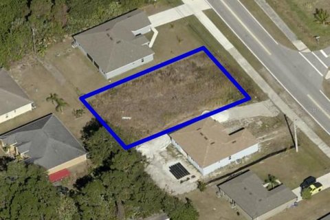 Land in Palm Bay, Florida № 2161843 - photo 2