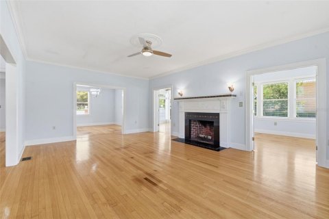 Villa ou maison à louer à Saint Petersburg, Floride: 4 chambres, 271.27 m2 № 2117906 - photo 5