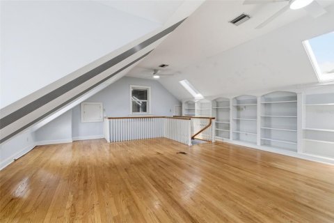 Villa ou maison à louer à Saint Petersburg, Floride: 4 chambres, 271.27 m2 № 2117906 - photo 13