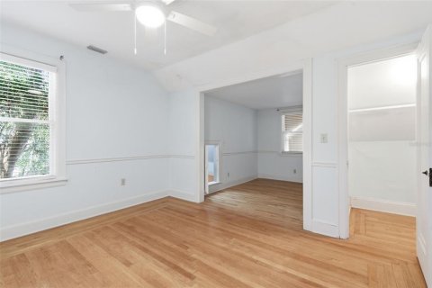 Villa ou maison à louer à Saint Petersburg, Floride: 4 chambres, 271.27 m2 № 2117906 - photo 20