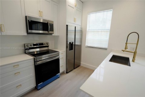 Adosado en venta en Boynton Beach, Florida, 3 dormitorios, 148.55 m2 № 2088466 - foto 16
