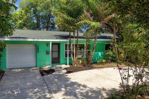 Casa en Saint Petersburg, Florida 3 dormitorios, 124.4 m2 № 2373329