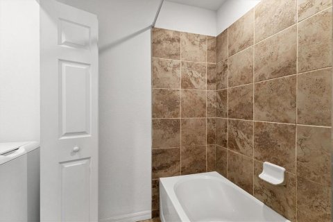 Copropriété à louer à Punta Gorda, Floride: 2 chambres, 111.3 m2 № 1628934 - photo 22