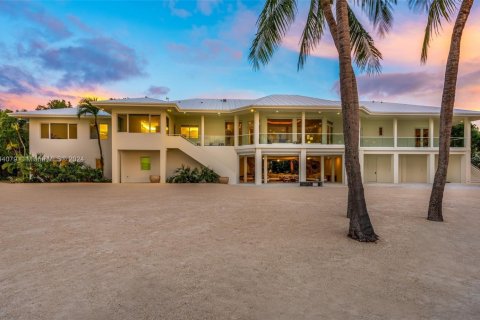 Купить виллу или дом в Ки-Ларго, Флорида 8 спален, 831.38м2, № 1985069 - фото 16