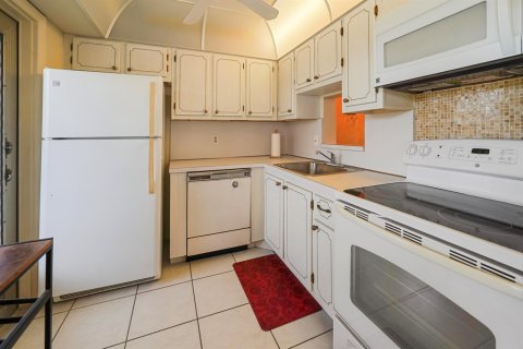 Copropriété à vendre à Boynton Beach, Floride: 2 chambres, 80.82 m2 № 2175583 - photo 6