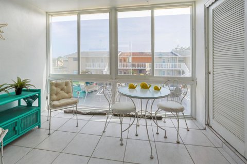 Copropriété à vendre à Boynton Beach, Floride: 2 chambres, 80.82 m2 № 2175583 - photo 11