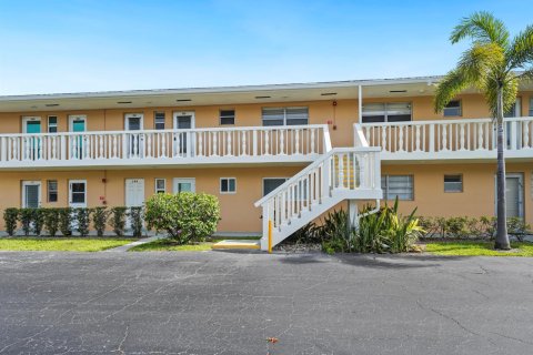Copropriété à vendre à Boynton Beach, Floride: 2 chambres, 80.82 m2 № 2175583 - photo 2