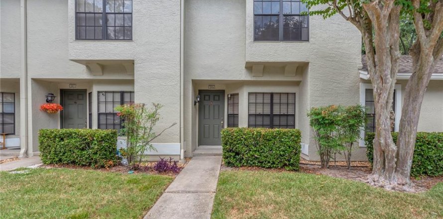 Condominio en Tampa, Florida, 2 dormitorios  № 2238110