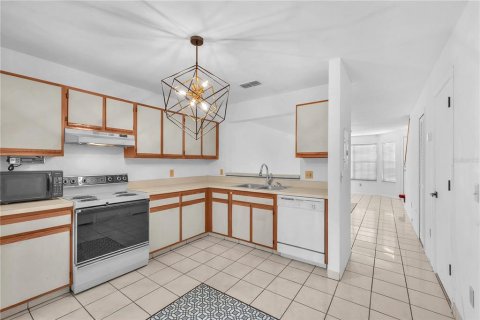 Condominio en venta en Tampa, Florida, 2 dormitorios, 110.09 m2 № 2238110 - foto 10