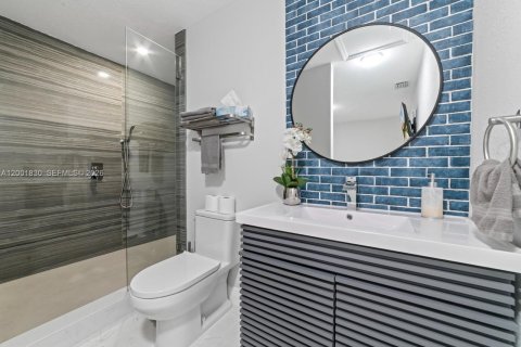 Villa ou maison à vendre à Miami Gardens, Floride: 5 chambres, 213.3 m2 № 2065918 - photo 17