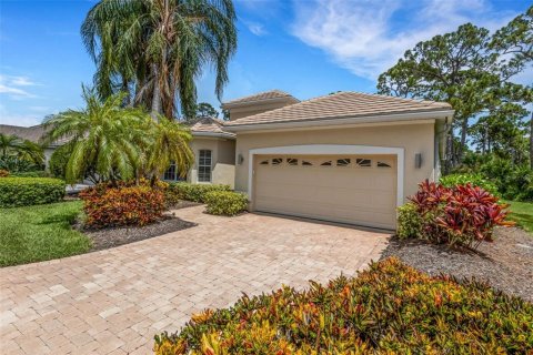 Villa ou maison à vendre à Osprey, Floride: 3 chambres, 216.28 m2 № 2266816 - photo 2