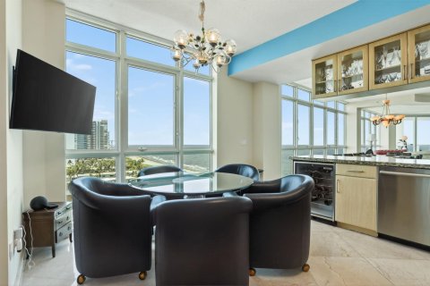 Copropriété à vendre à Lauderdale-by-the-Sea, Floride: 3 chambres, 302.3 m2 № 2342985 - photo 14