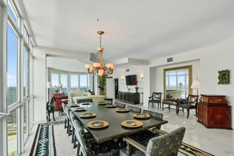 Copropriété à vendre à Lauderdale-by-the-Sea, Floride: 3 chambres, 302.3 m2 № 2342985 - photo 9